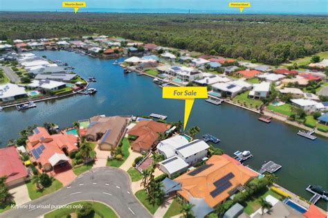 BRIBIE ISLAND HOME .
